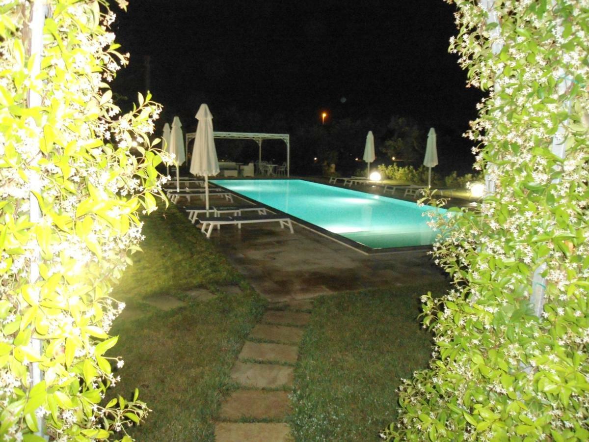Tenuta Pigliano Hotel Bagnolo del Salento Exterior foto